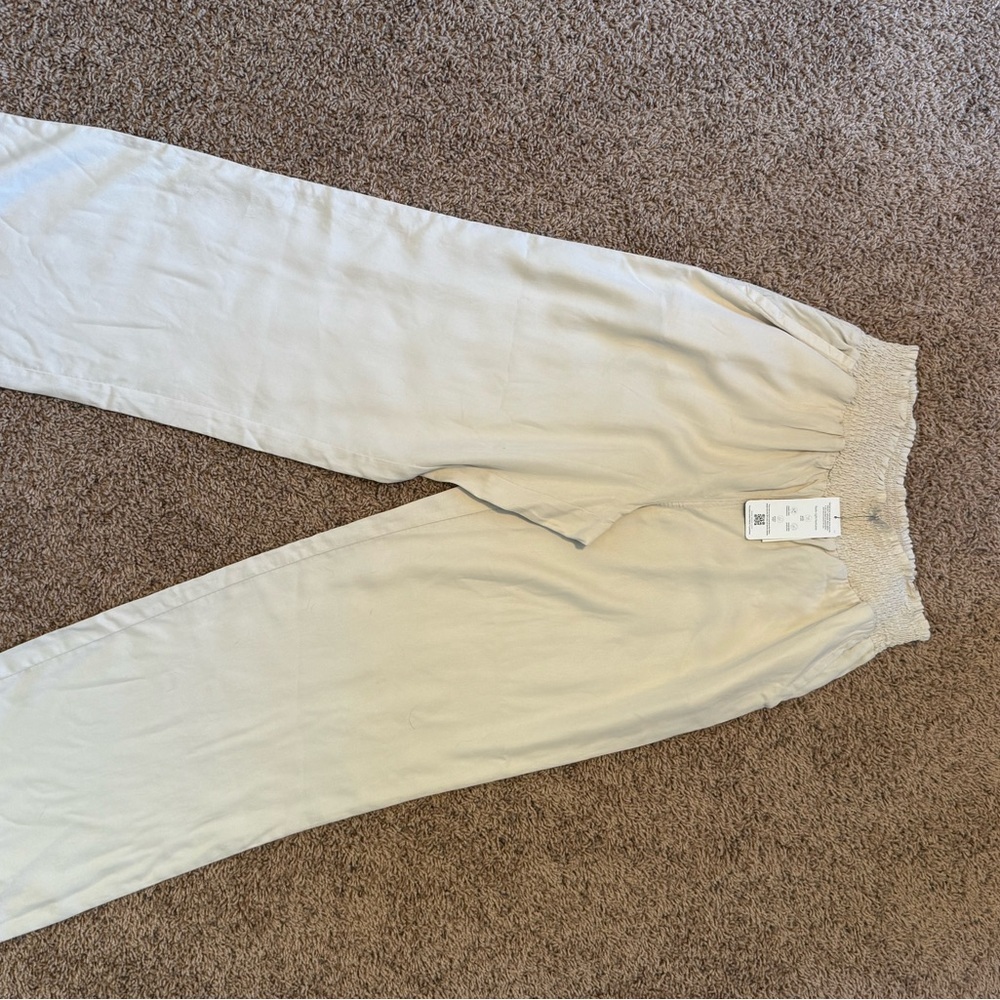 Calvin Klein Women's Cream Wide Leg Pants Tencel Size Large NWT